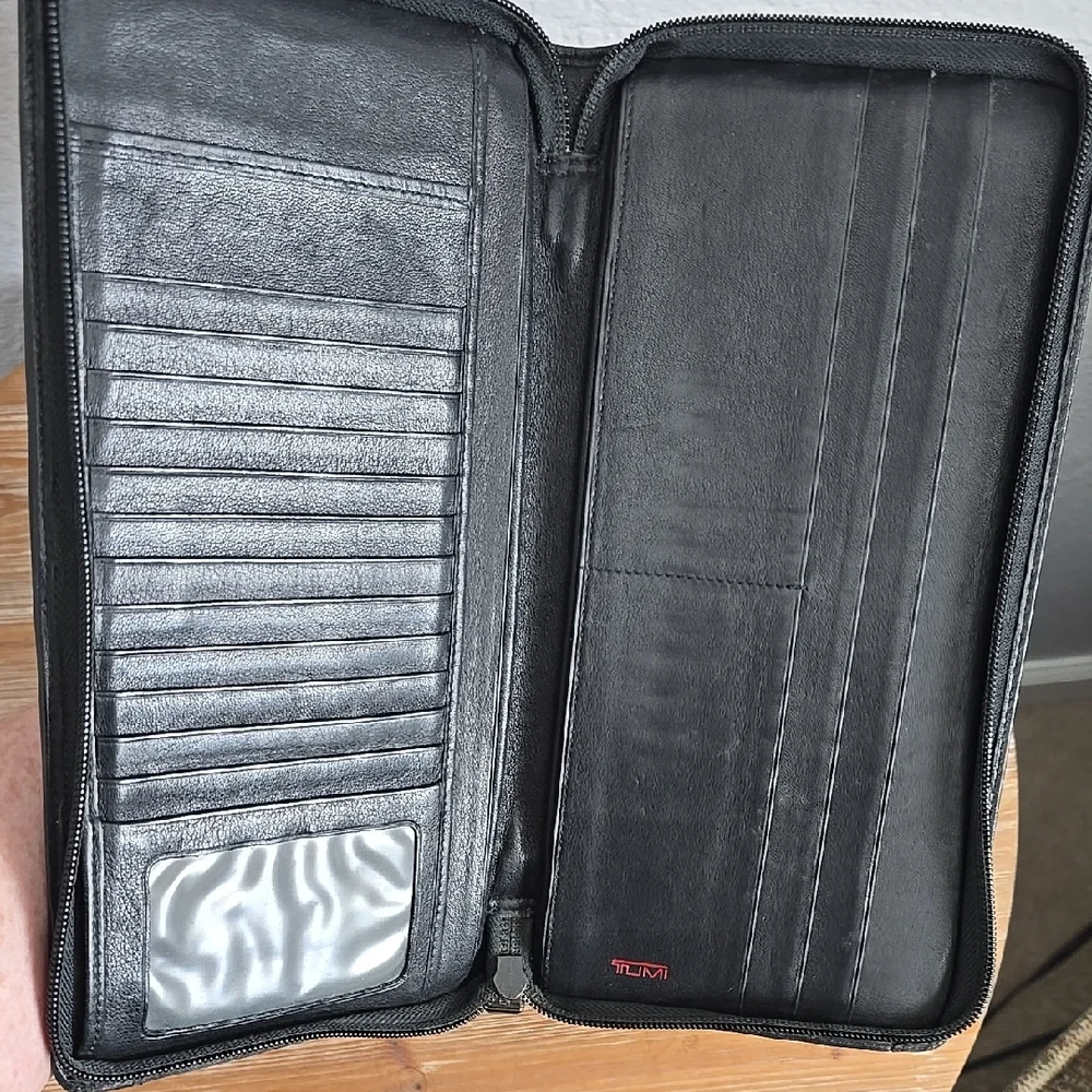 TUMI Travel Organizer Travel Long Wallet Black Popular Model RARE